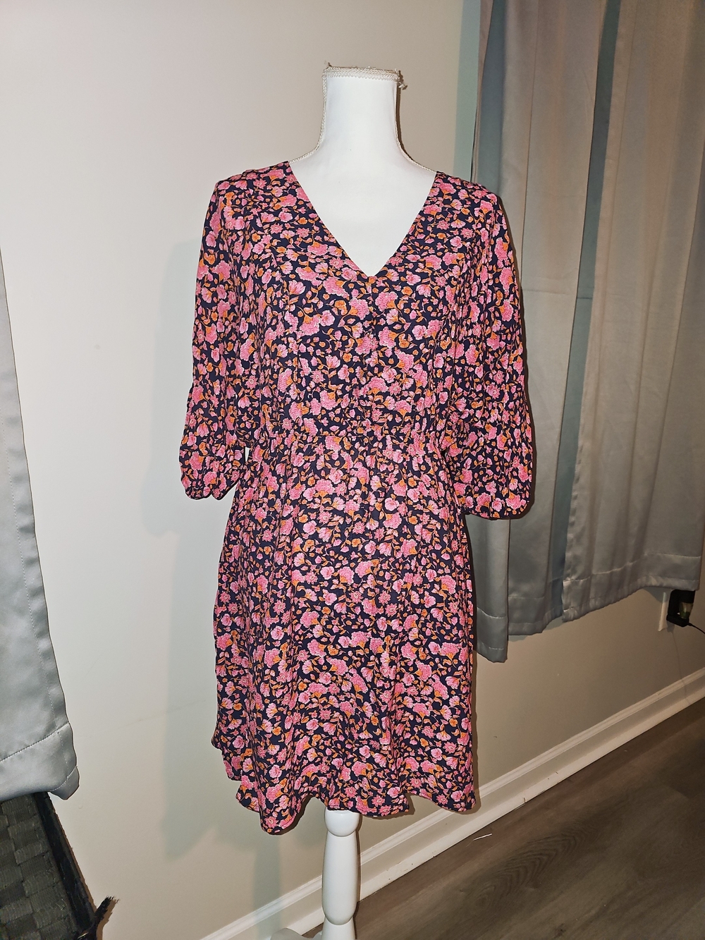 Mango MNG Floral V-Neck Mini Dress Puff Sleeve Size 6